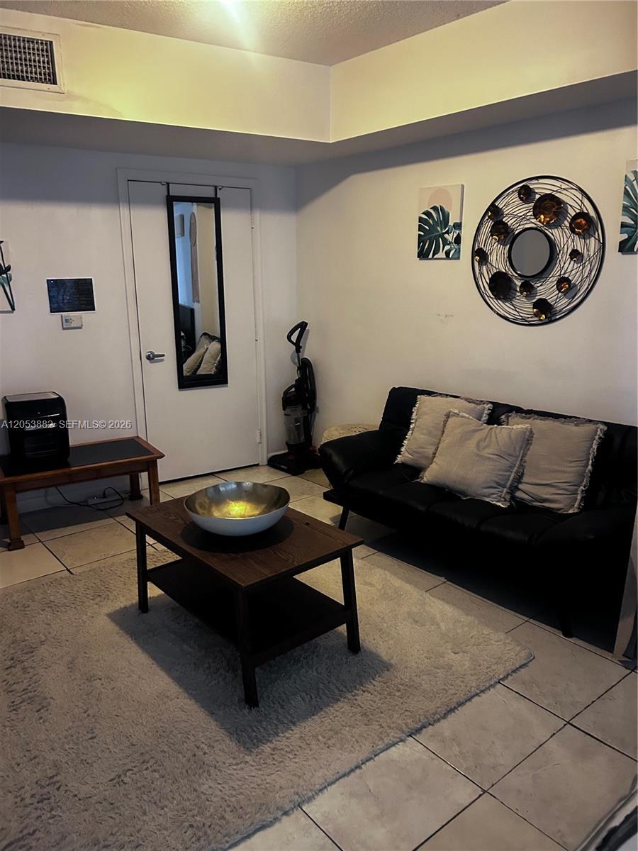 1750 N Bayshore Dr # 1707, Miami FL 33132 photo 4