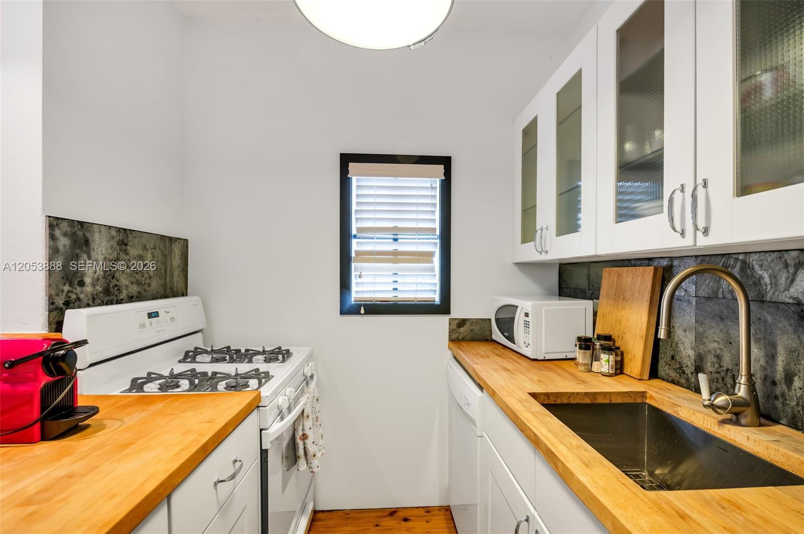 1551 Michigan Ave # 12, Miami Beach FL 33139 photo 5
