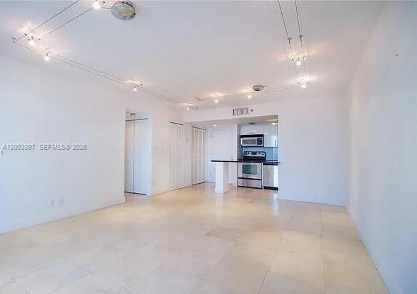 770 Claughton Island Dr # 1008, Miami FL 33131 photo 3