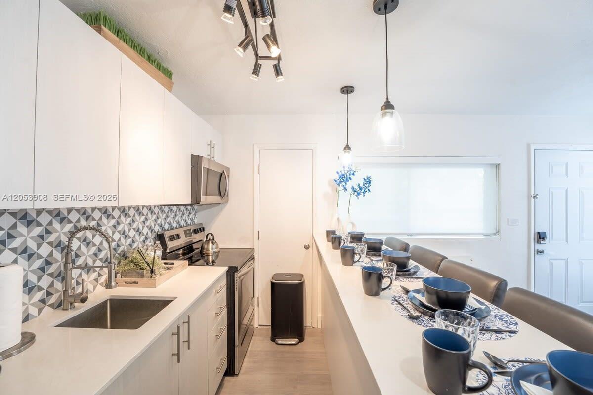 7830 abbott ave # 3, Miami Beach FL 33141 photo 4
