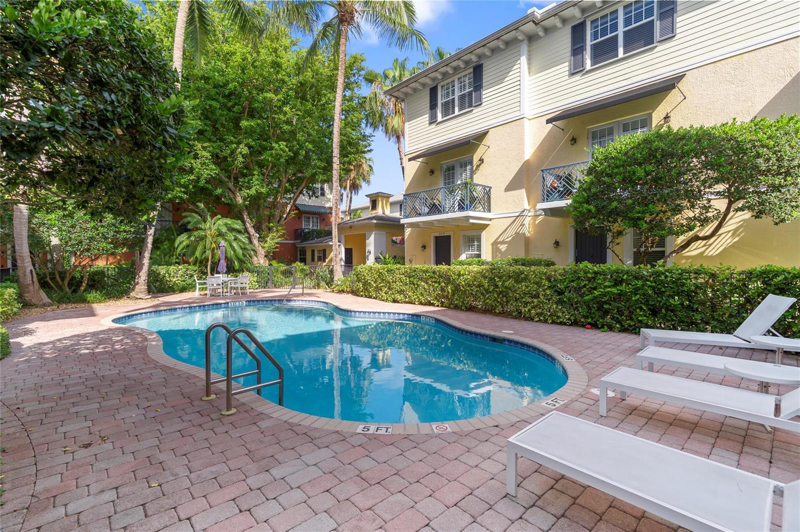 2241 NE 9th Avenue, Wilton Manors FL 33305