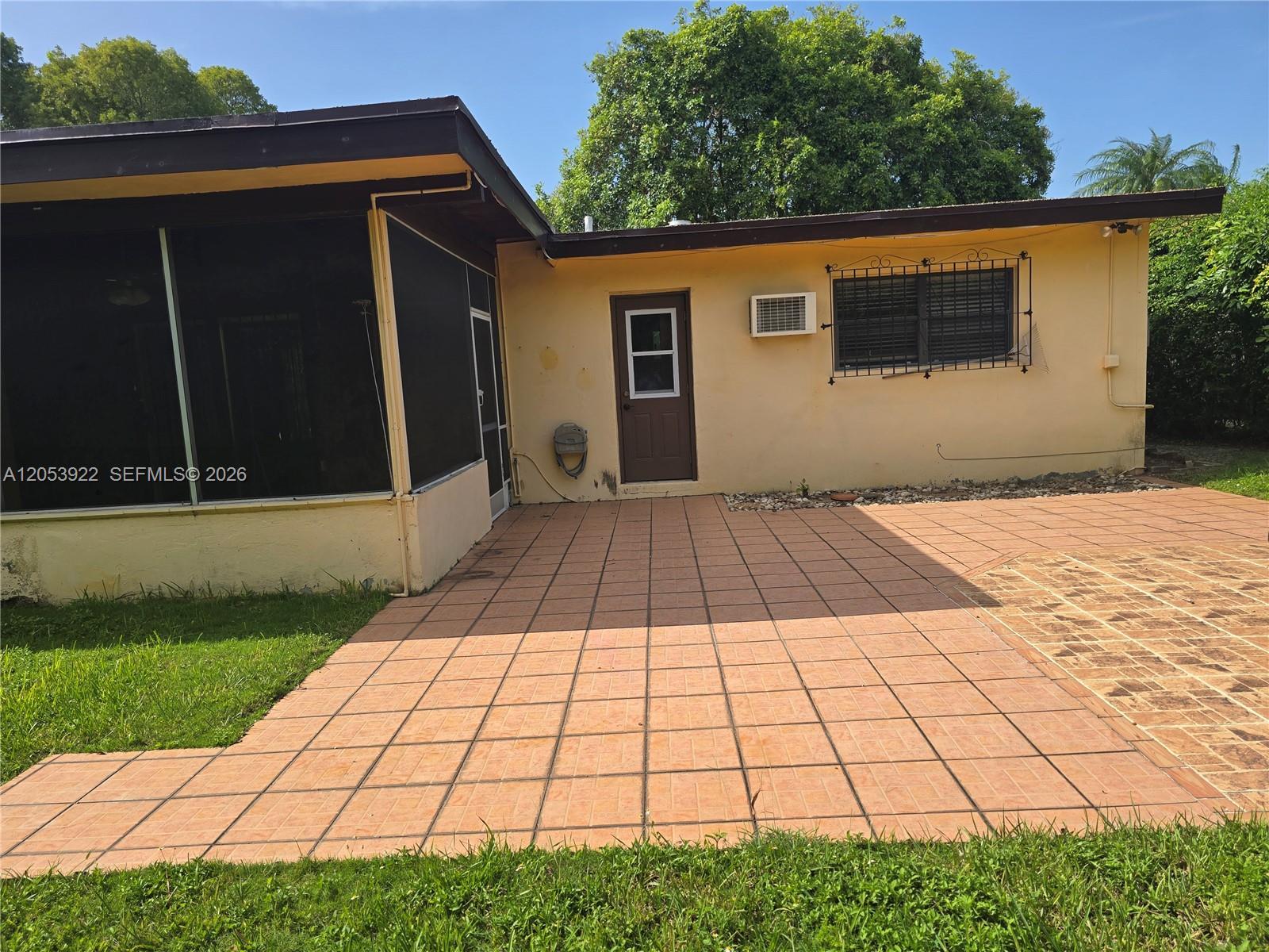 8920 SW 20th St, Miami FL 33165 photo 3
