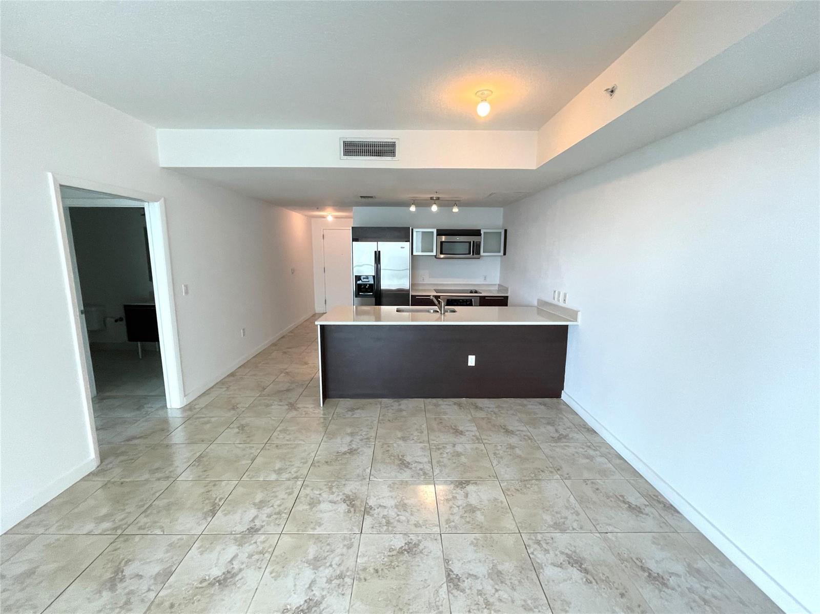 1900 N BAYSHORE Drive # 1709, Miami FL 33132 photo 3