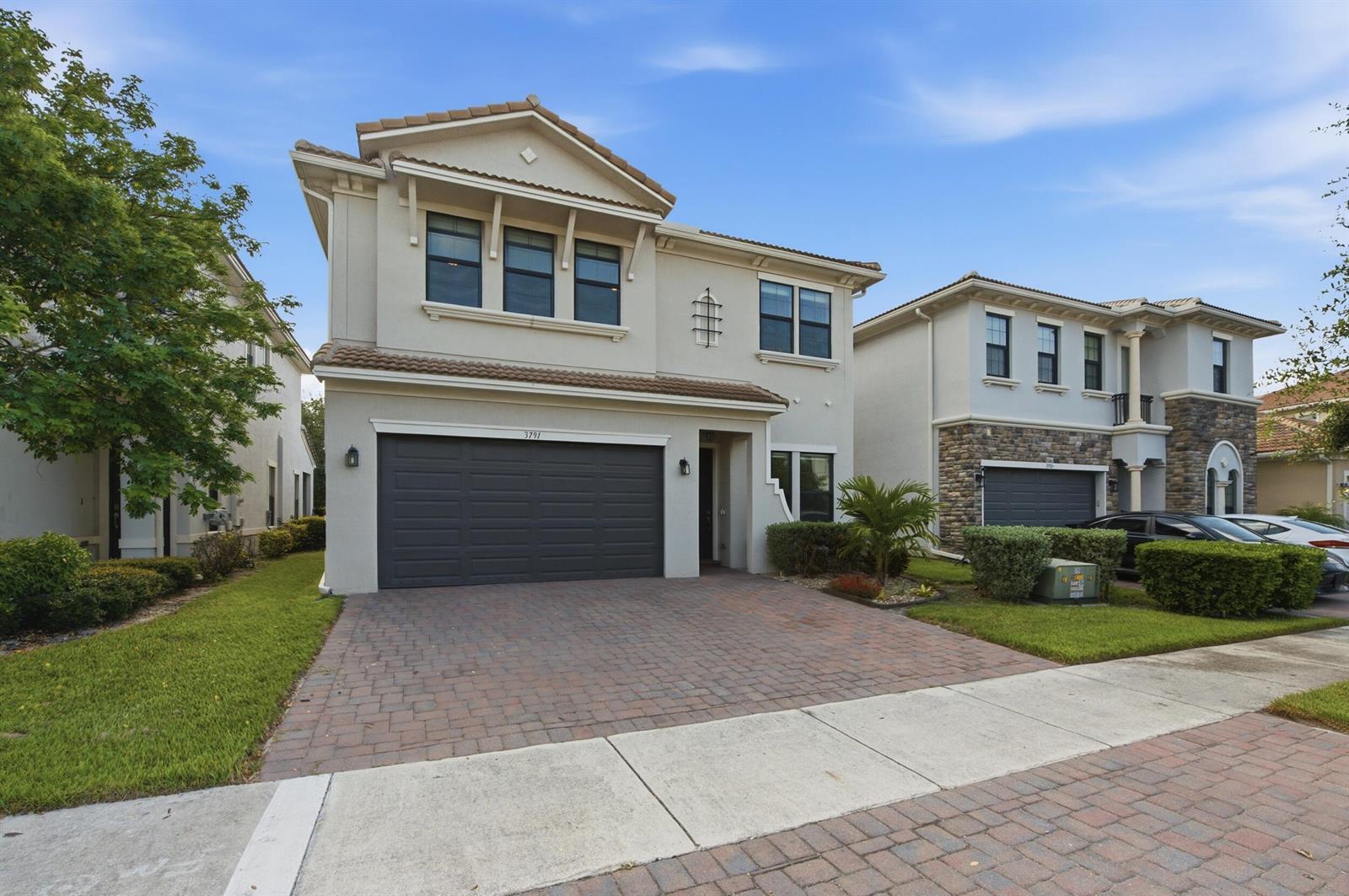 3791 NW 87TH Way, Coral Springs FL 33065 photo 2