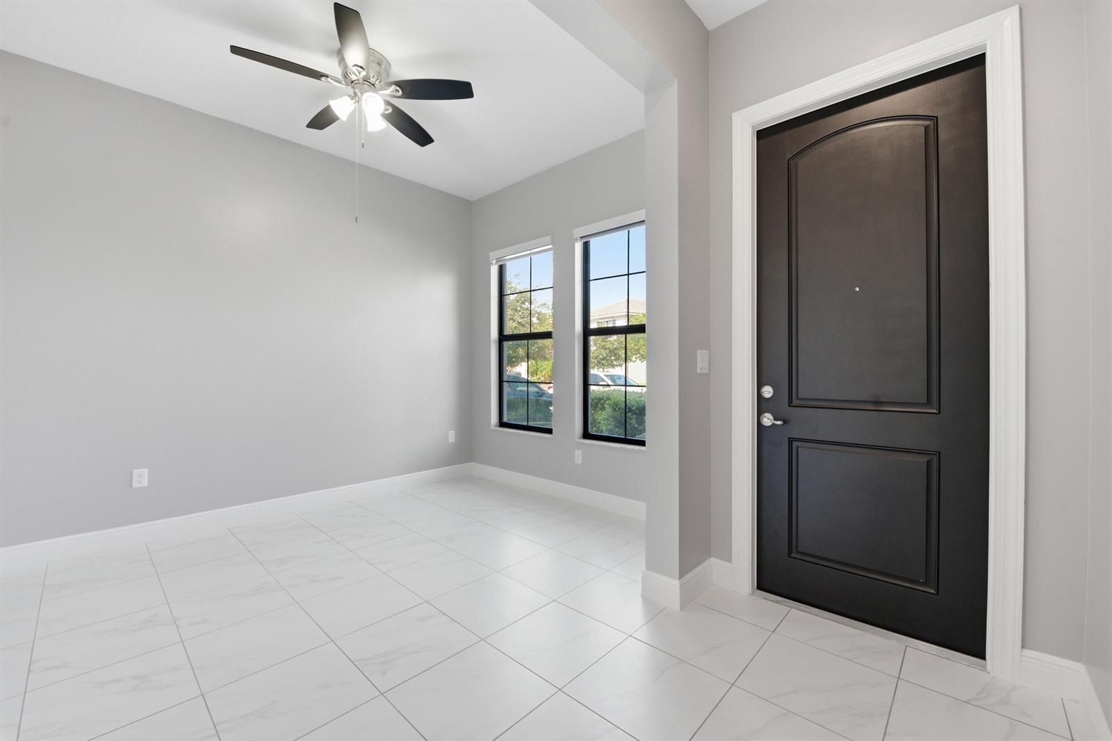 3791 NW 87TH Way, Coral Springs FL 33065 photo 4