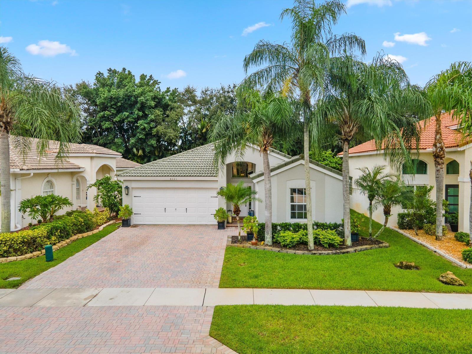 4221 Bluff Harbor Way, Wellington FL 33449 photo 2