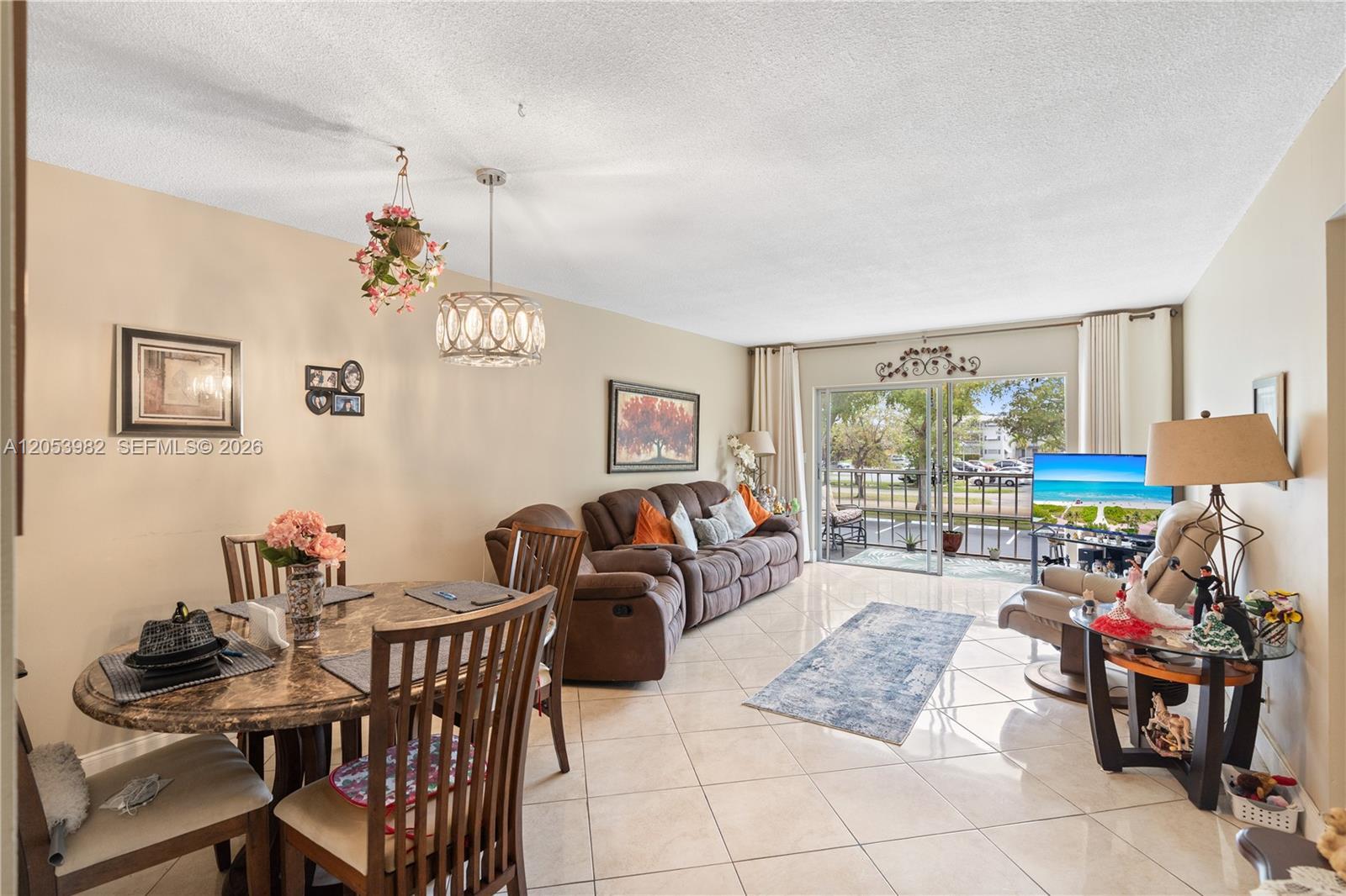 1000 Hillcrest Ct # 214, Hollywood FL 33021 photo 5