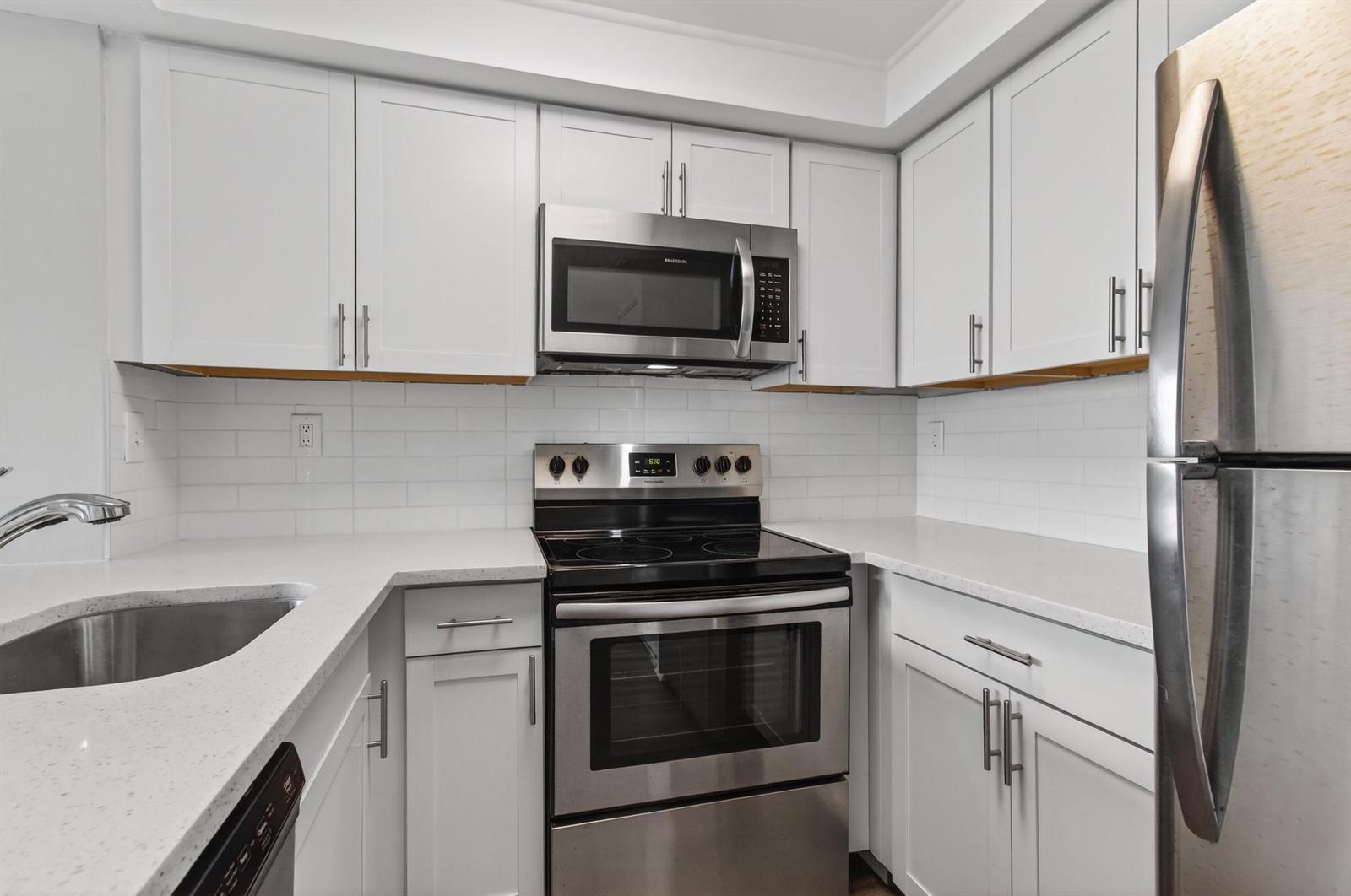 714 Executive Center Drive # 13, West Palm Beach FL 33401 photo 2