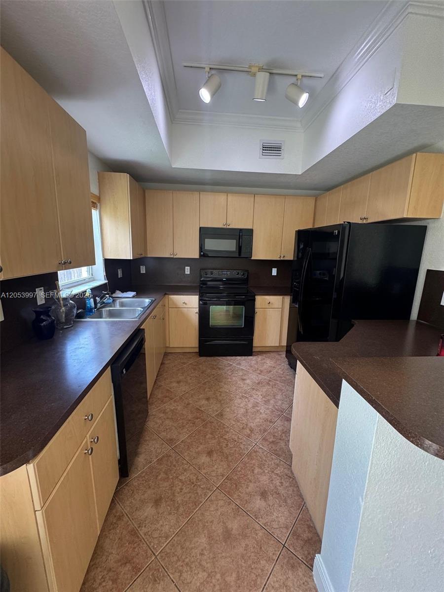 8908 SW 223rd Ter # 8908, Cutler Bay FL 33190 photo 2