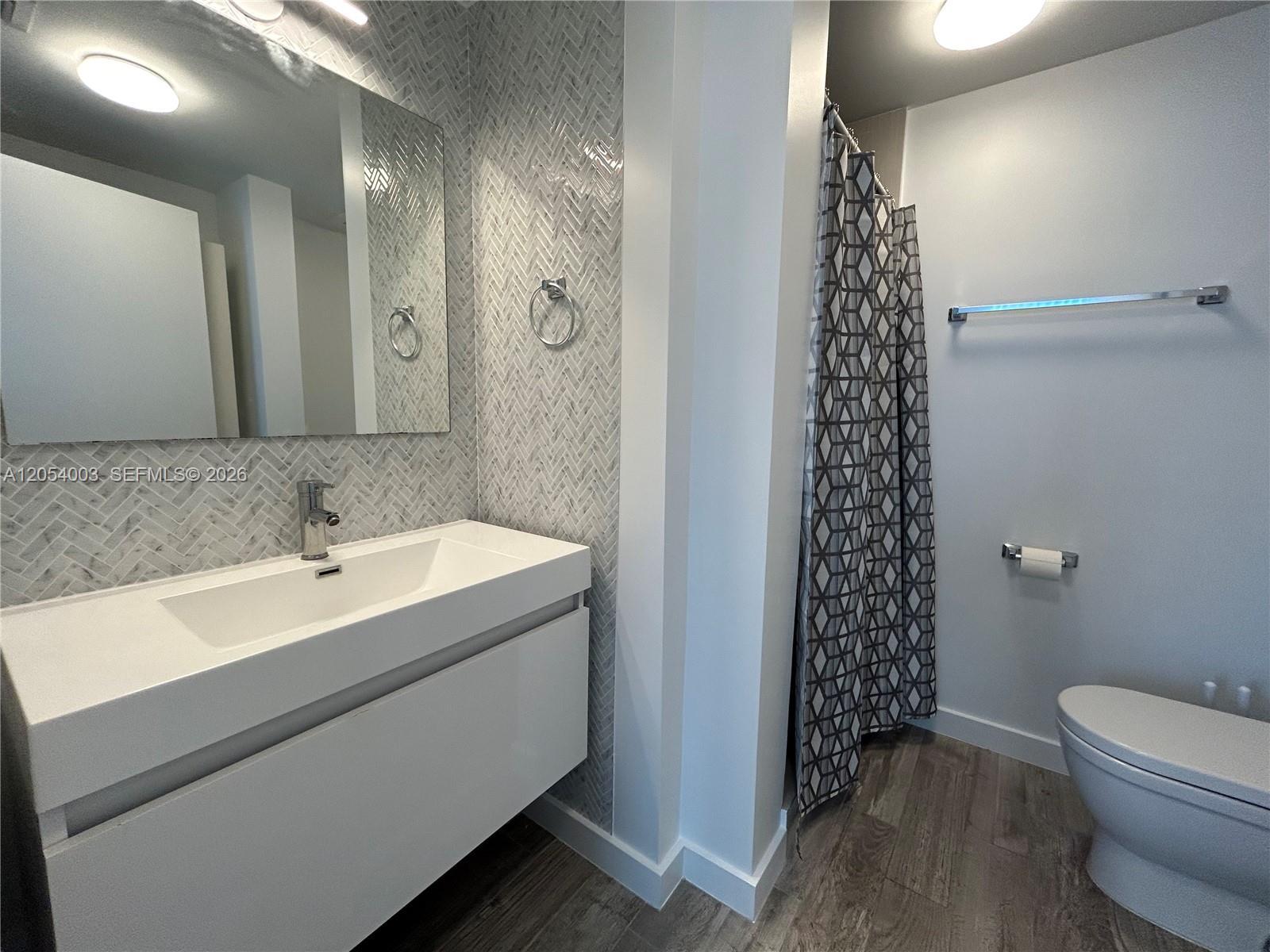1035 Euclid Ave # 27, Miami Beach FL 33139 photo 4