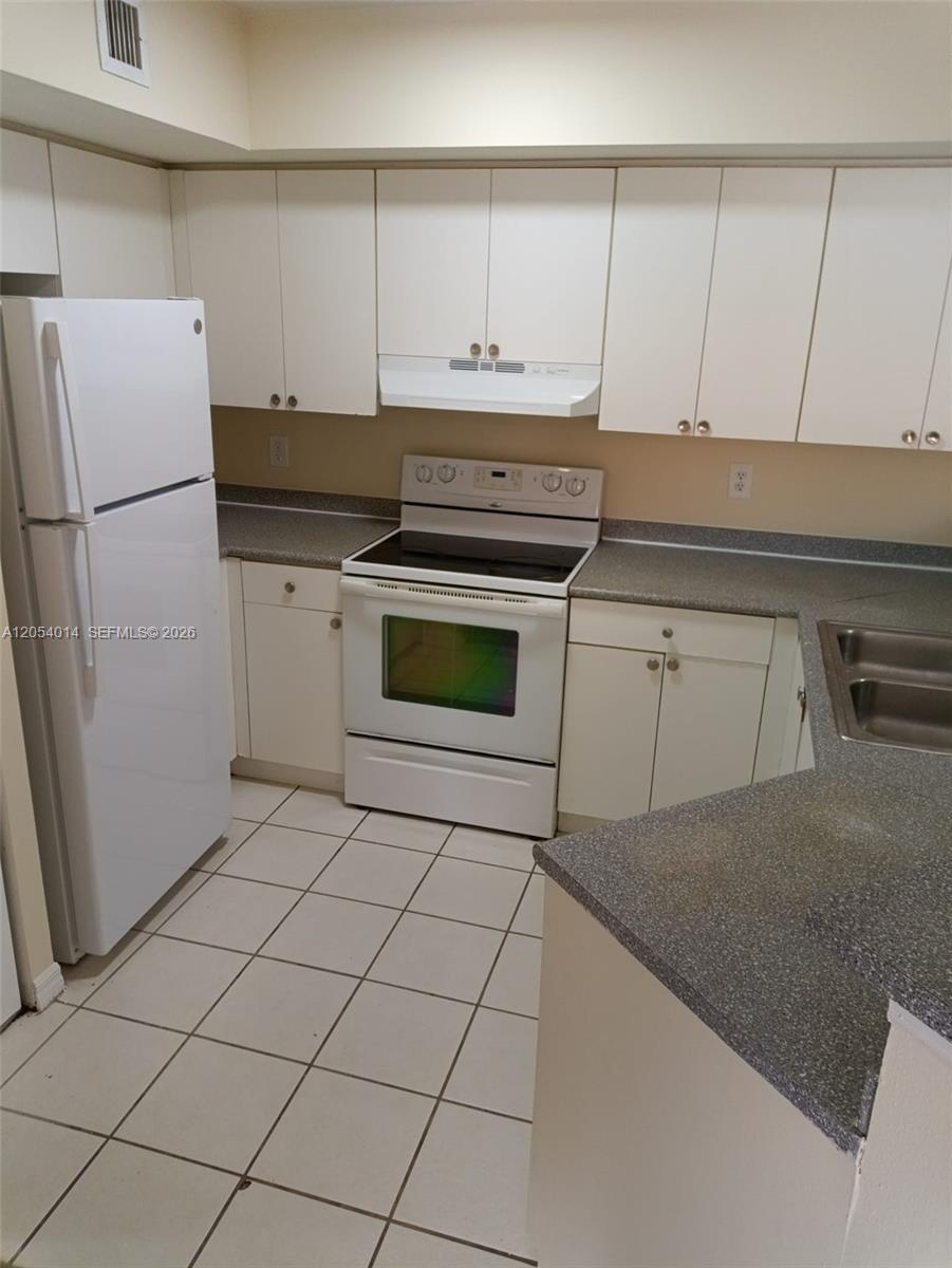 17602 NW 25th Ave # 307, Miami Gardens FL 33056 photo 4