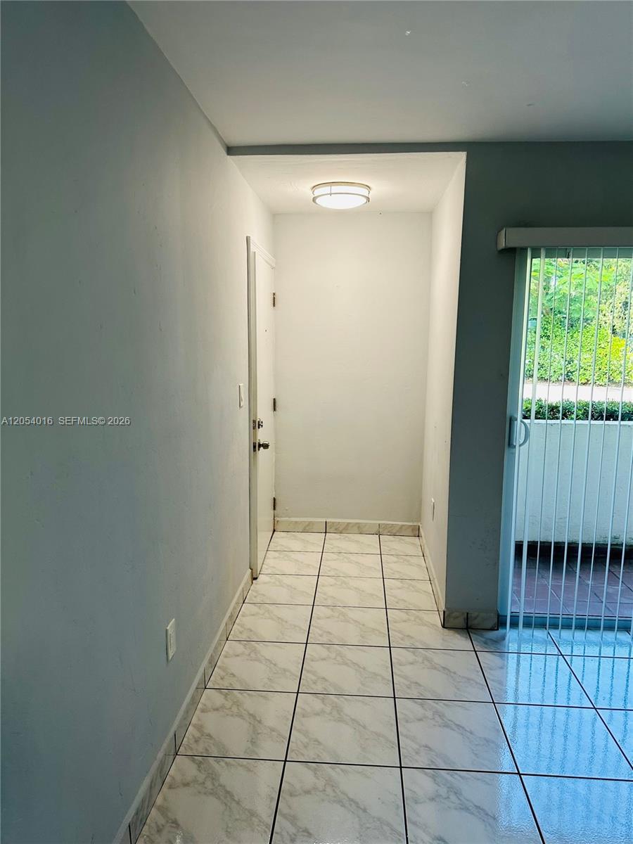 9354 SW 77th Ave # I1, Miami FL 33156 photo 2