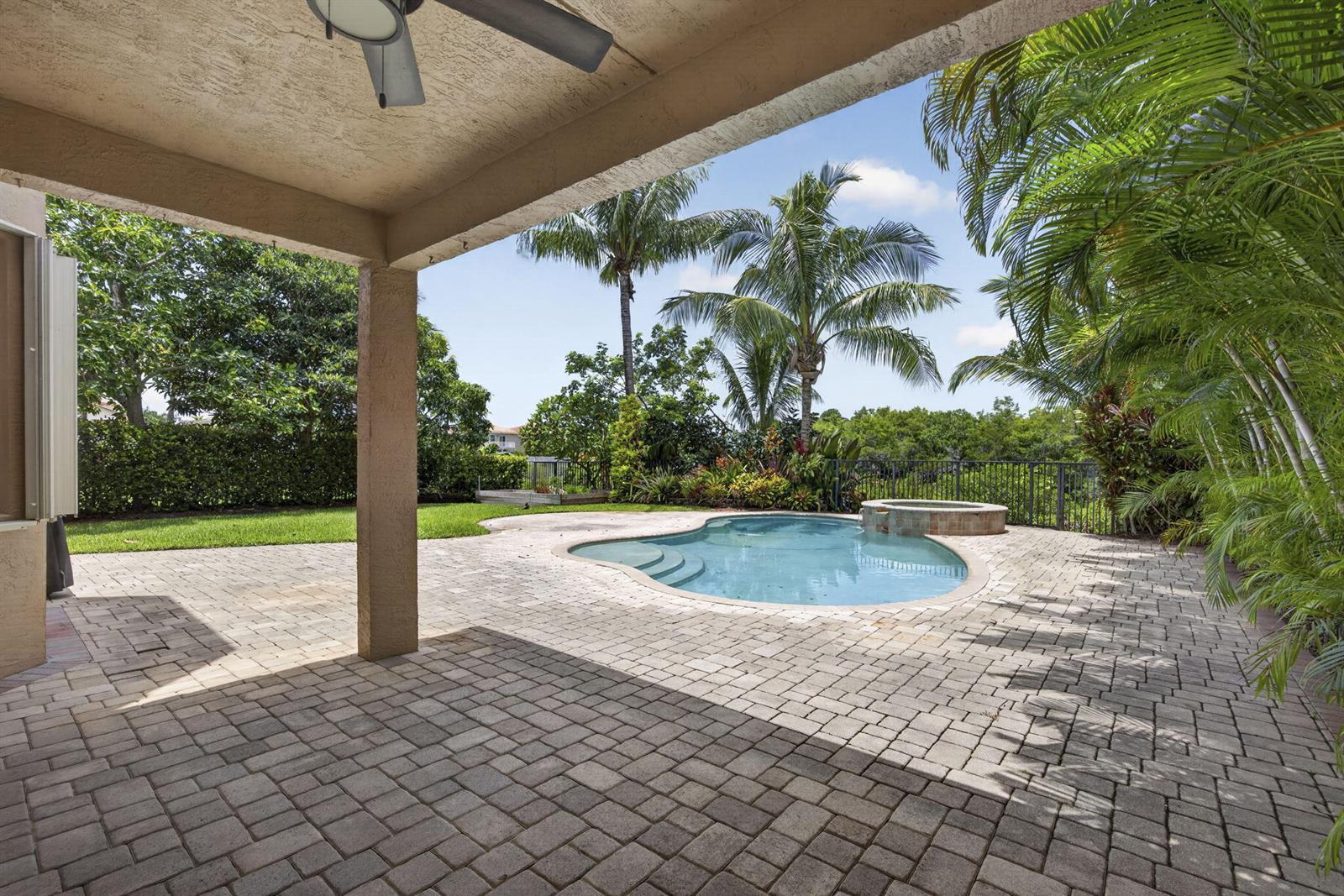 9081 Dupont Place, Wellington FL 33414 photo 3