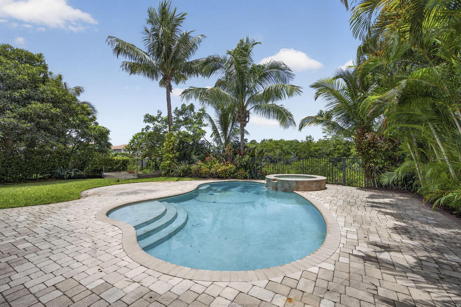 9081 Dupont Place, Wellington FL 33414 photo 4