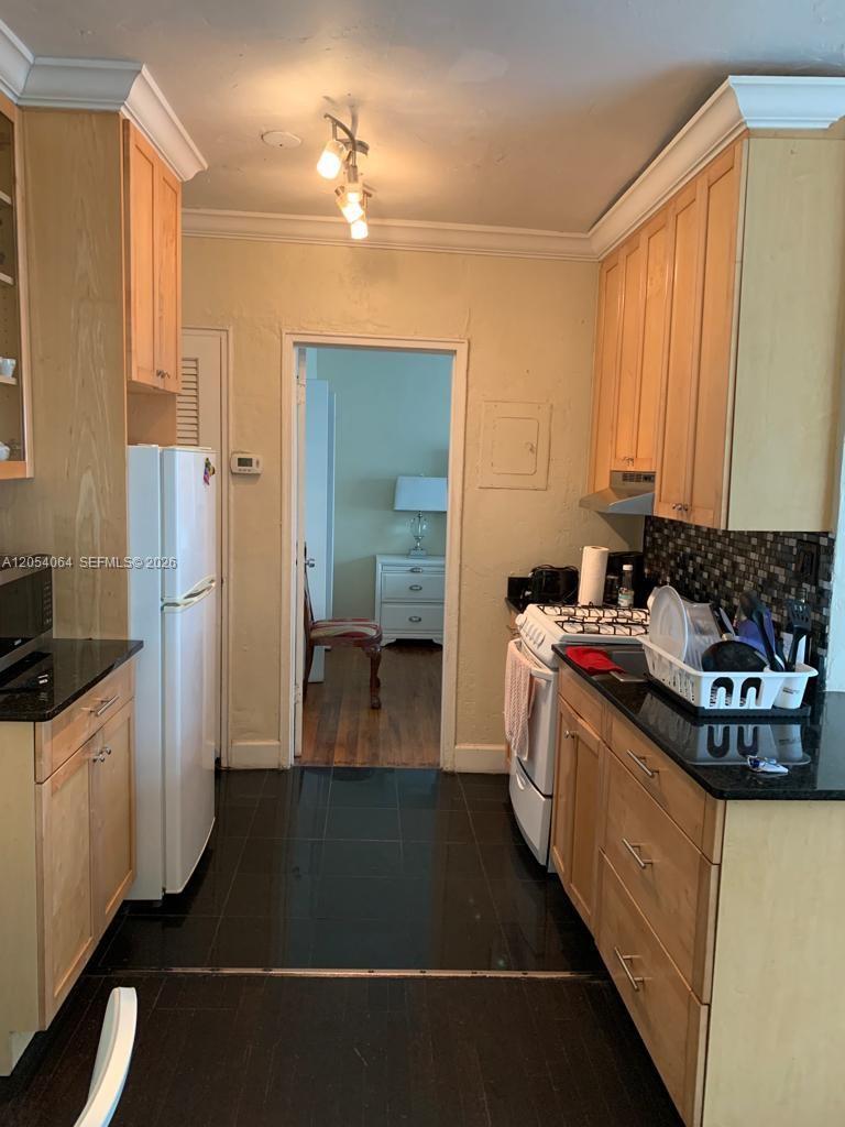 1555 Pennsylvania Ave # 103, Miami Beach FL 33139 photo 5