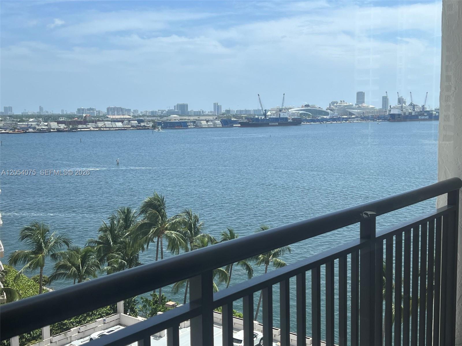 540 BRICKELL KEY DR # 1022, Miami FL 33131 photo 2