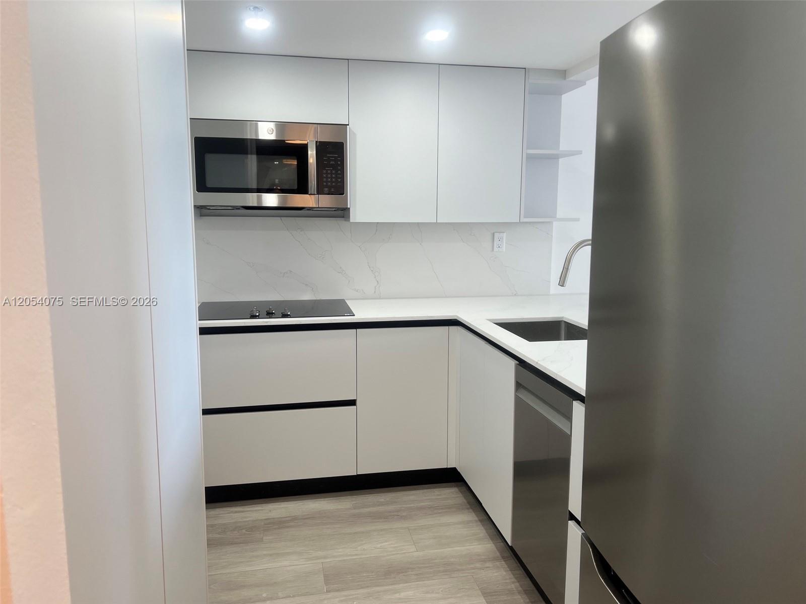 540 BRICKELL KEY DR # 1022, Miami FL 33131 photo 5