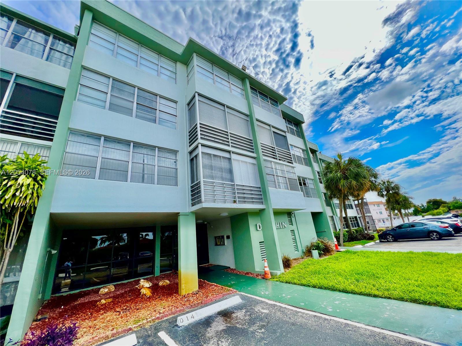 2741 Taft St # 401, Hollywood FL 33020 photo 5