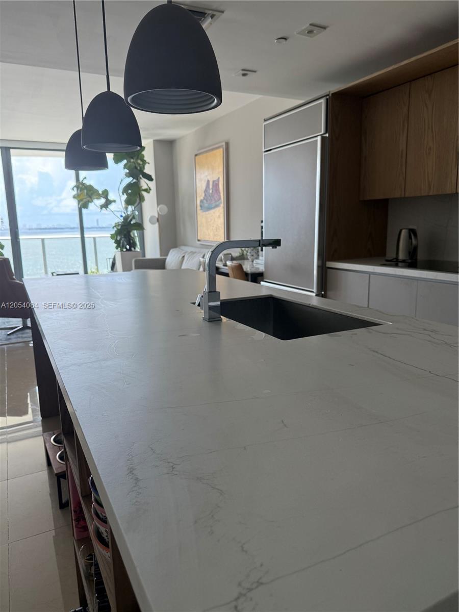 460 NE 28th St # 803, Miami FL 33137 photo 5