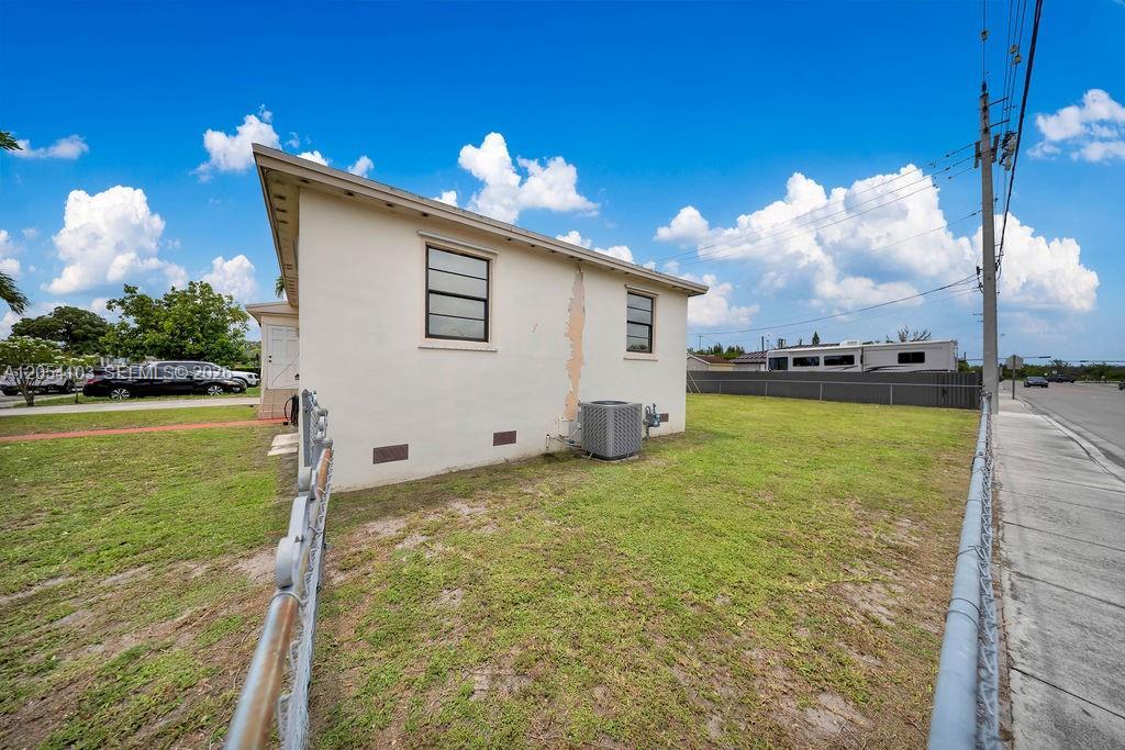 11 W 64th St, Hialeah FL 33012 photo 5