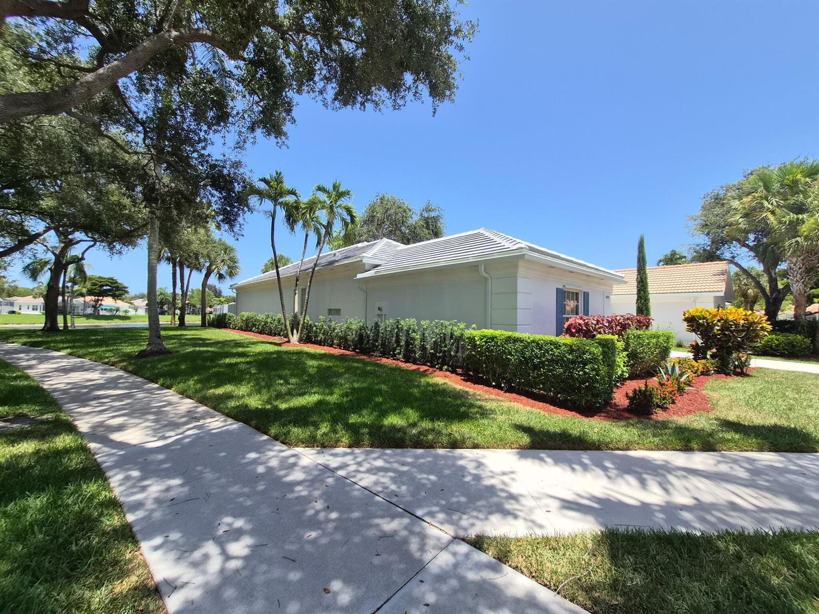 4690 Hammock Circle, Delray Beach FL 33445 photo 3