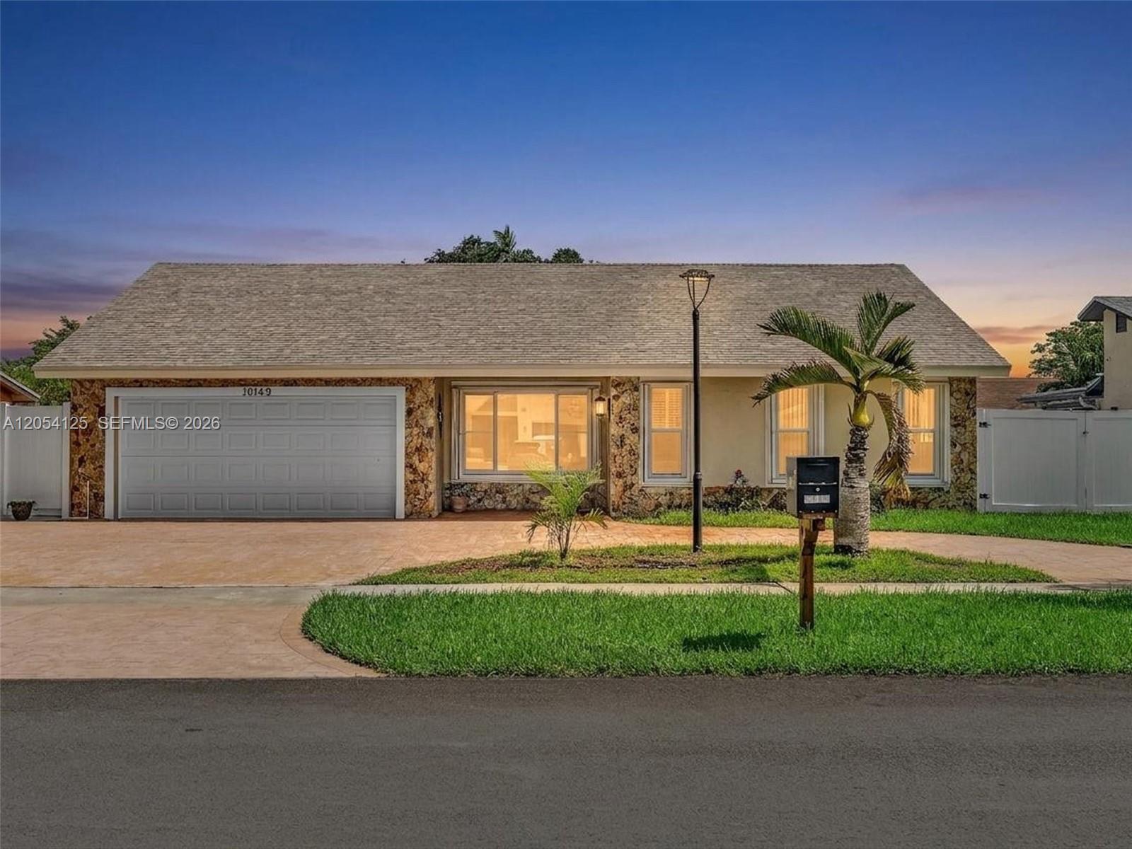 10149 S 21st St, Pembroke Pines FL 33026 photo 4