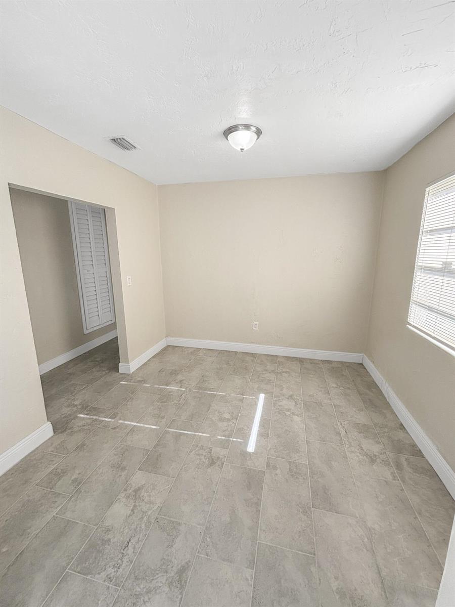 3045 NW 68th Street NW, Miami FL 33147 photo 5