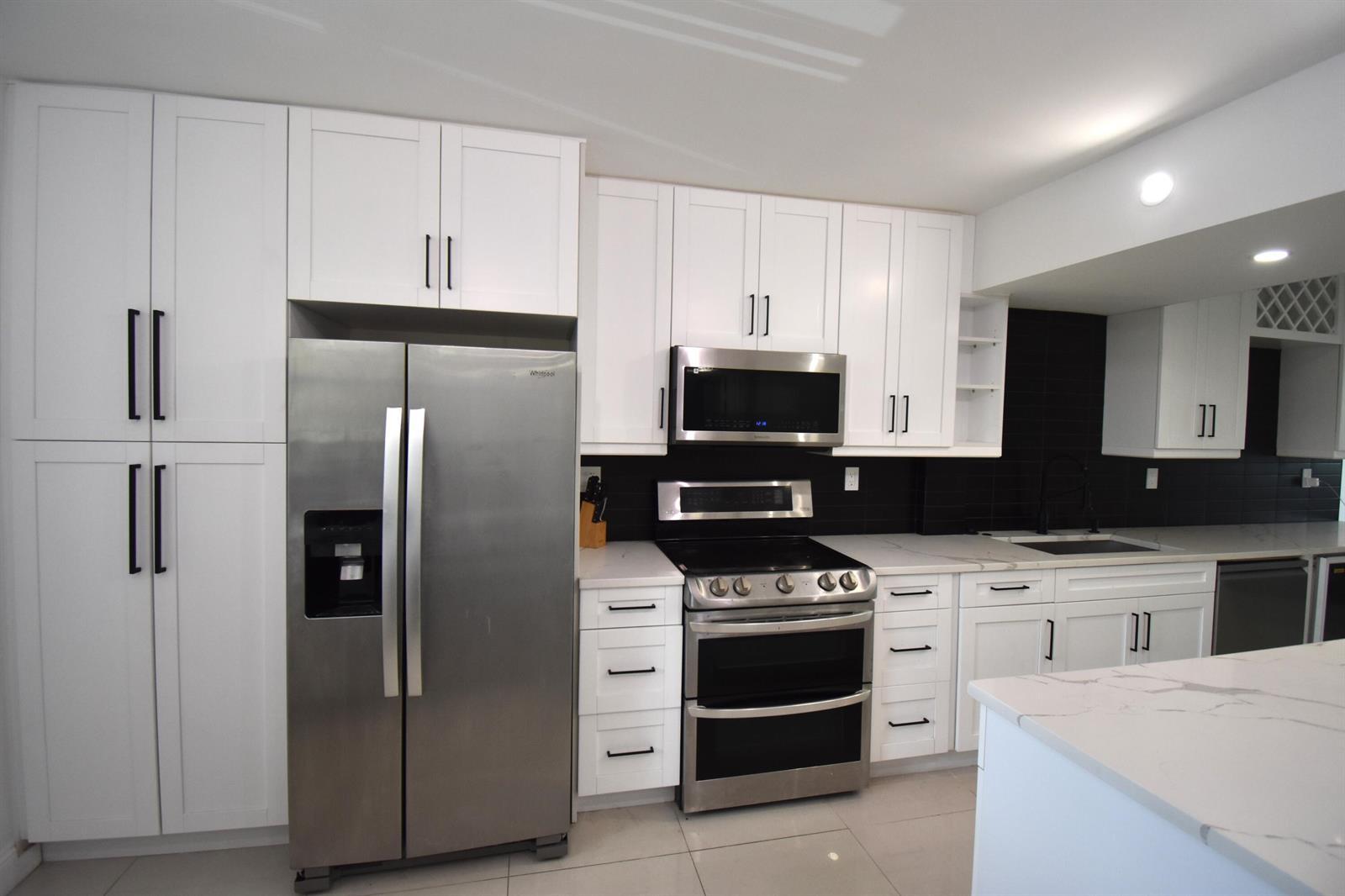 2768 S Carambola Circle S # 302, Coconut Creek FL 33066 photo 3