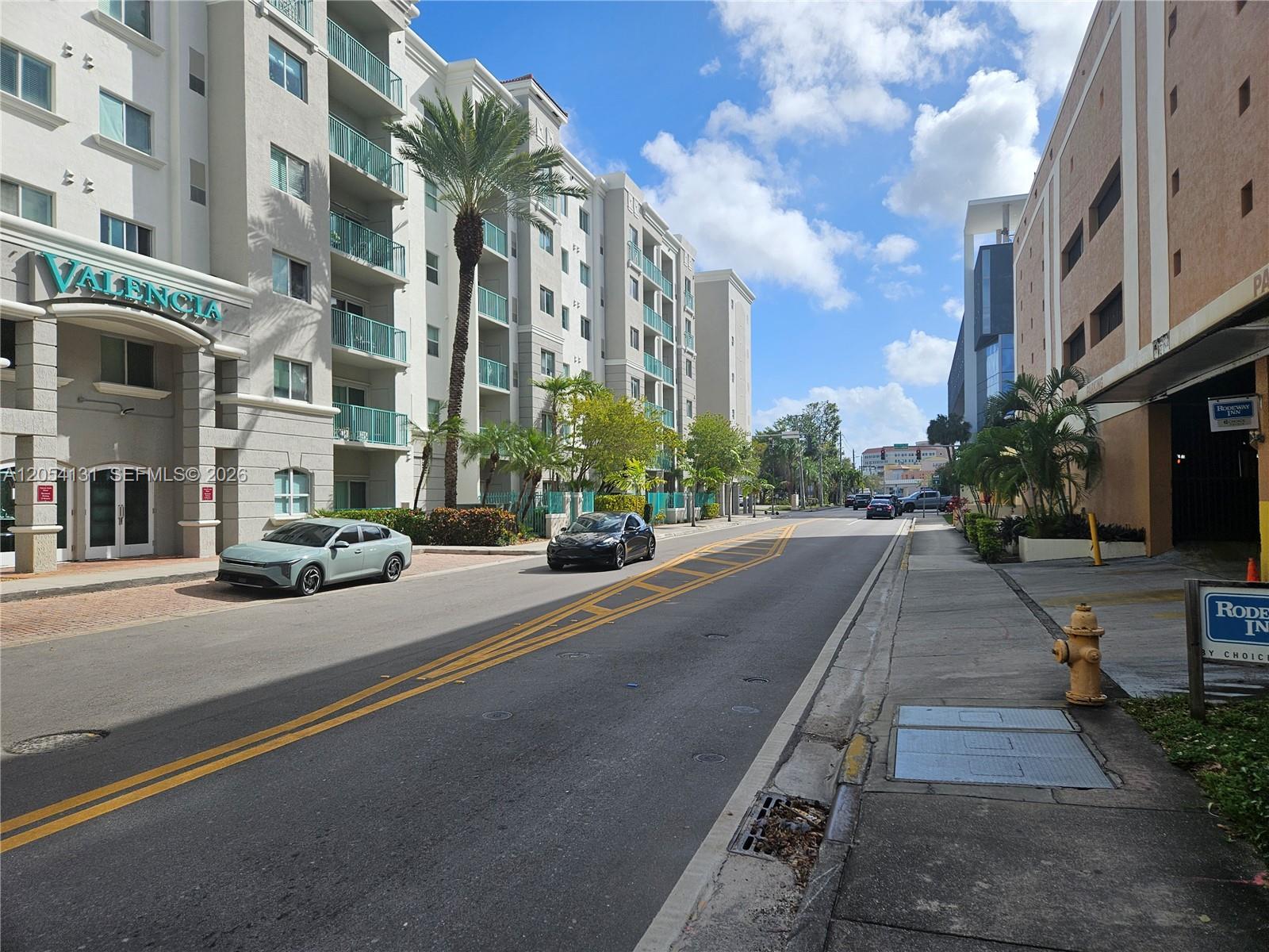 6001 SW 70th St # 655, South Miami FL 33143 photo 2