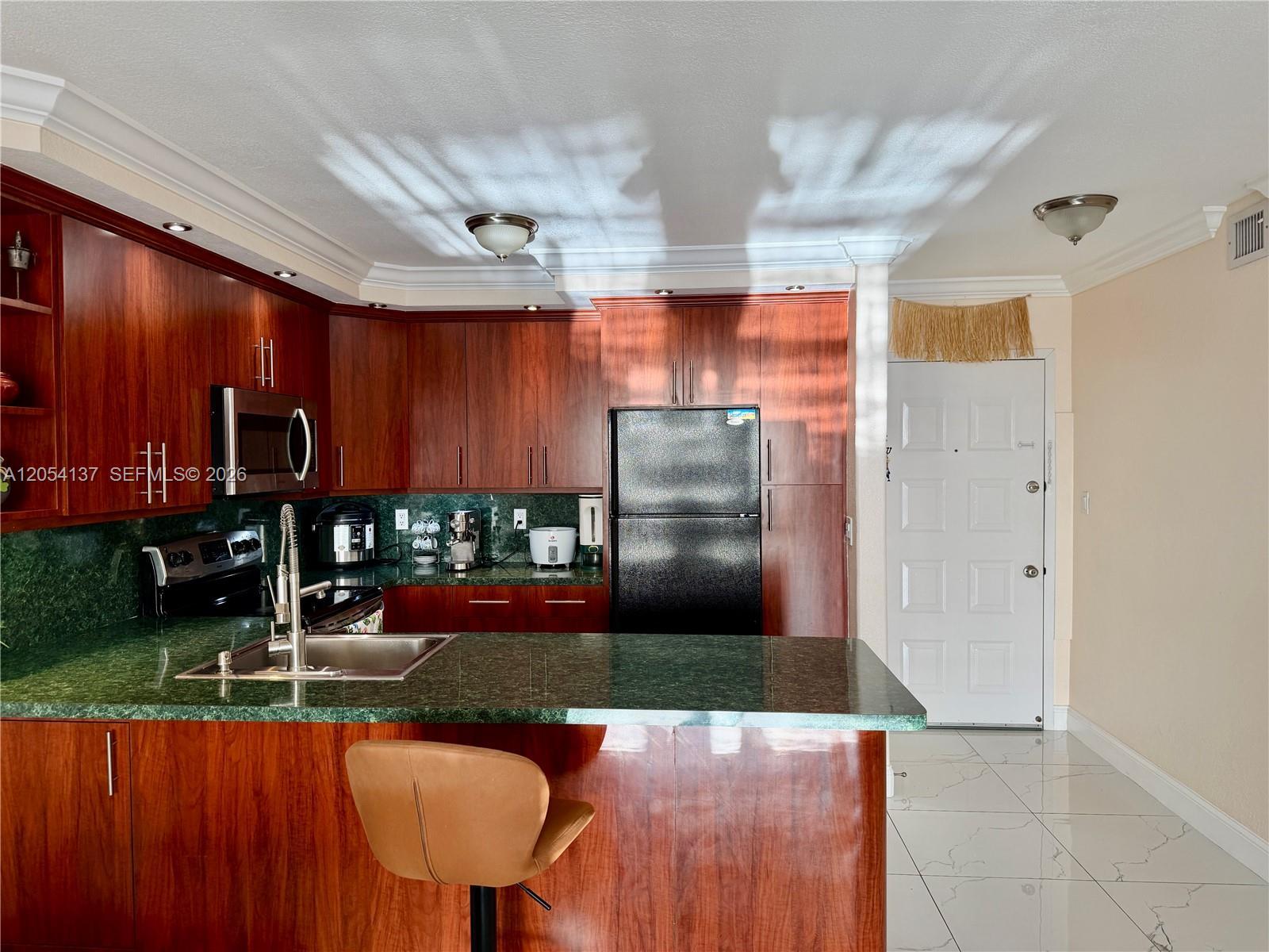 7010 NW 186th St # 510, Hialeah FL 33015 photo 3