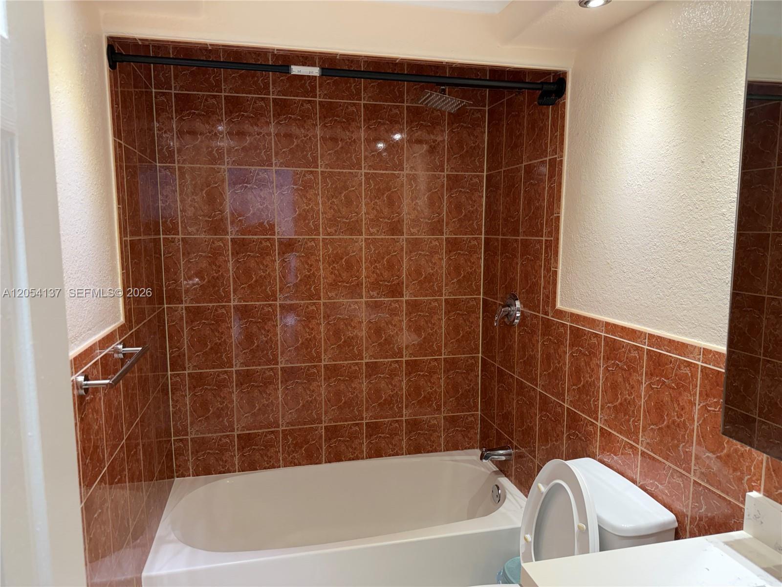 7010 NW 186th St # 510, Hialeah FL 33015 photo 5