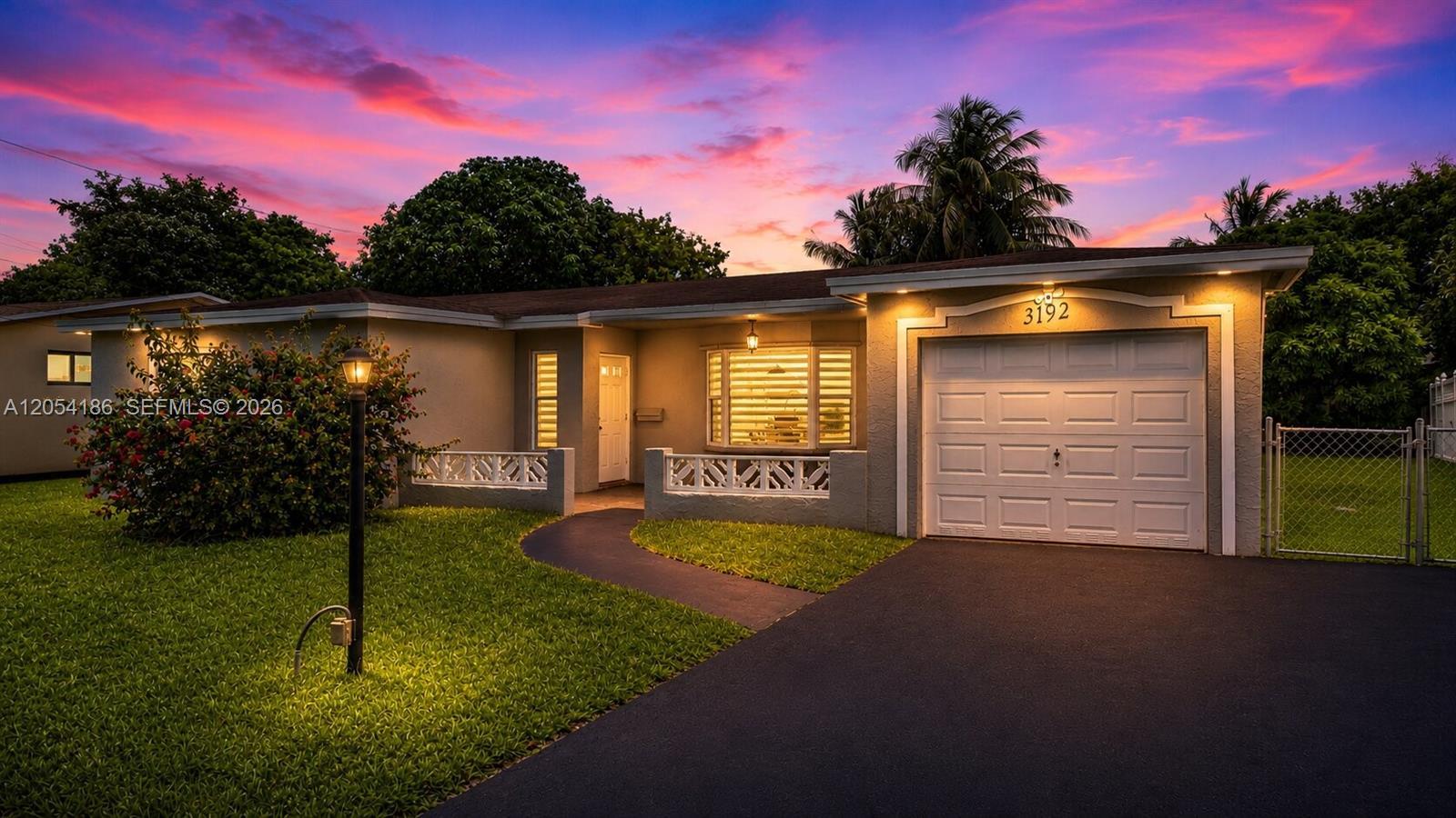 3192 NW 40th Ct, Lauderdale Lakes FL 33309 photo 2