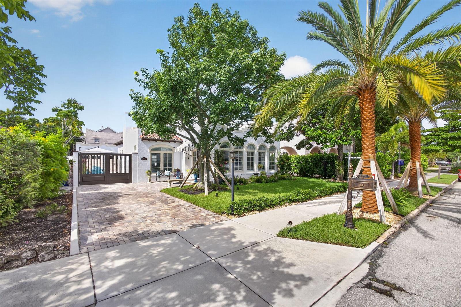 227 Fordham Drive, FL 33460 photo 3