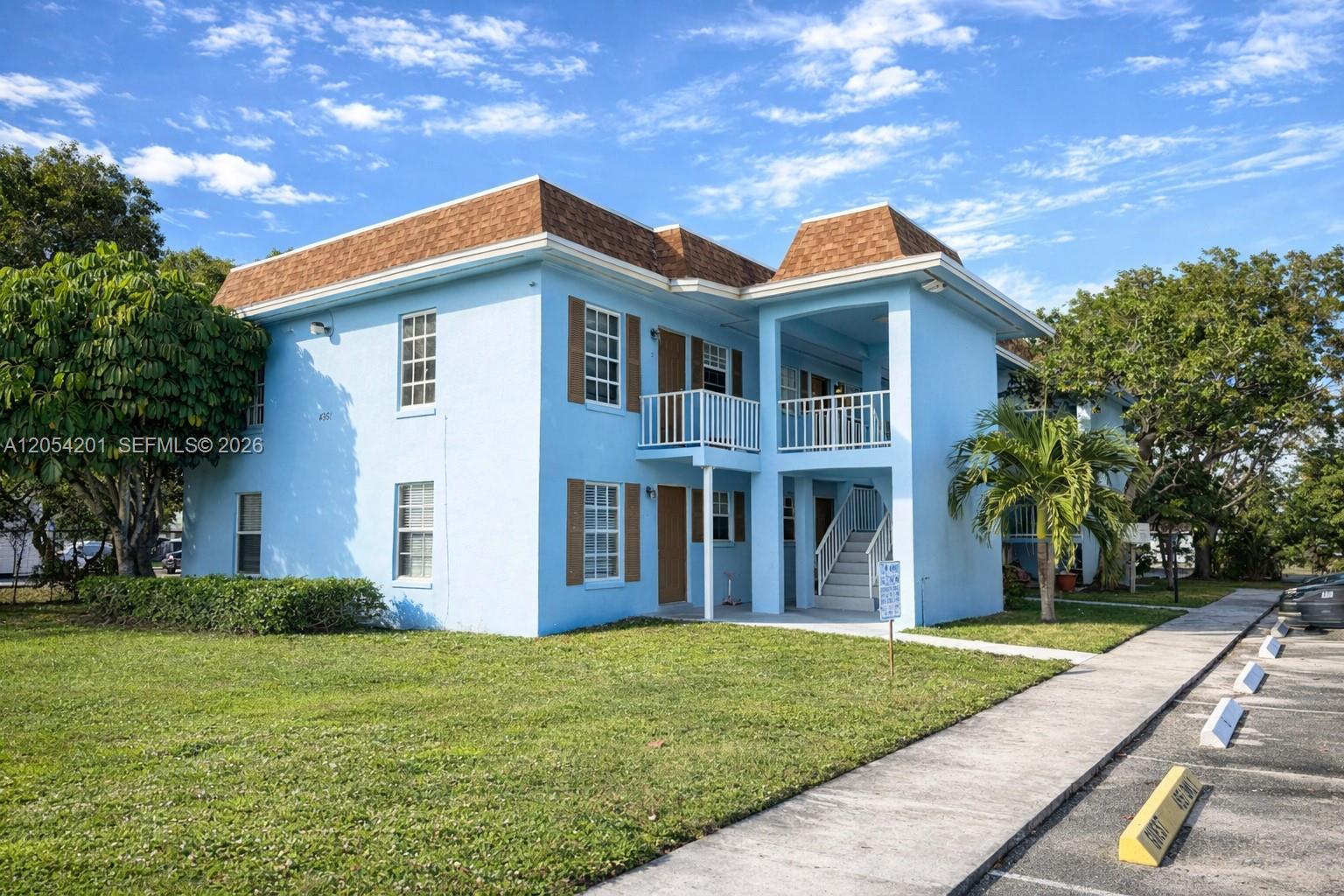 4951 Wedgewood Way # 4, West Palm Beach FL 33417