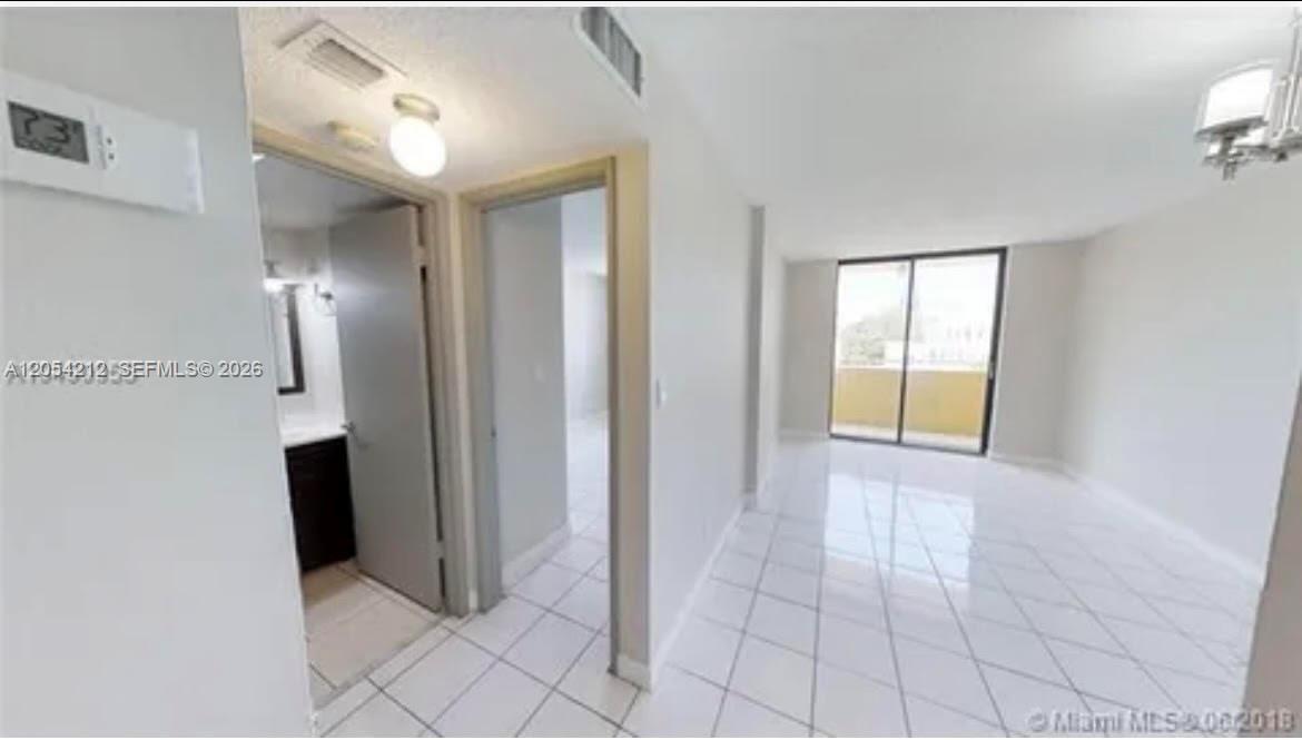 501 SW 1st St # 311, Miami FL 33130 photo 3