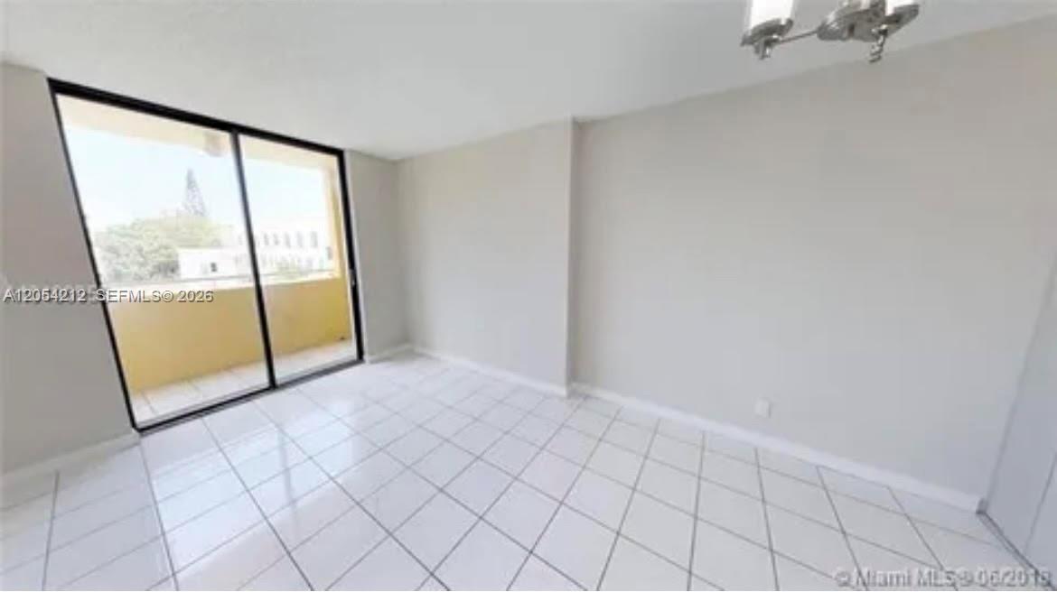 501 SW 1st St # 311, Miami FL 33130 photo 4