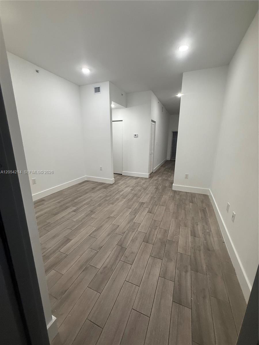 486 E 30th St # 101, Hialeah FL 33013 photo 2