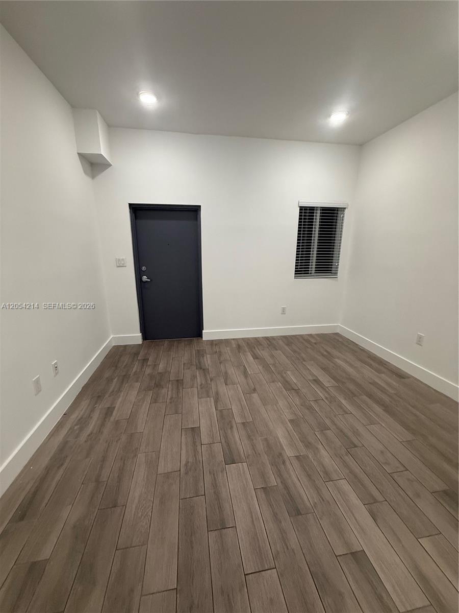 486 E 30th St # 101, Hialeah FL 33013 photo 3