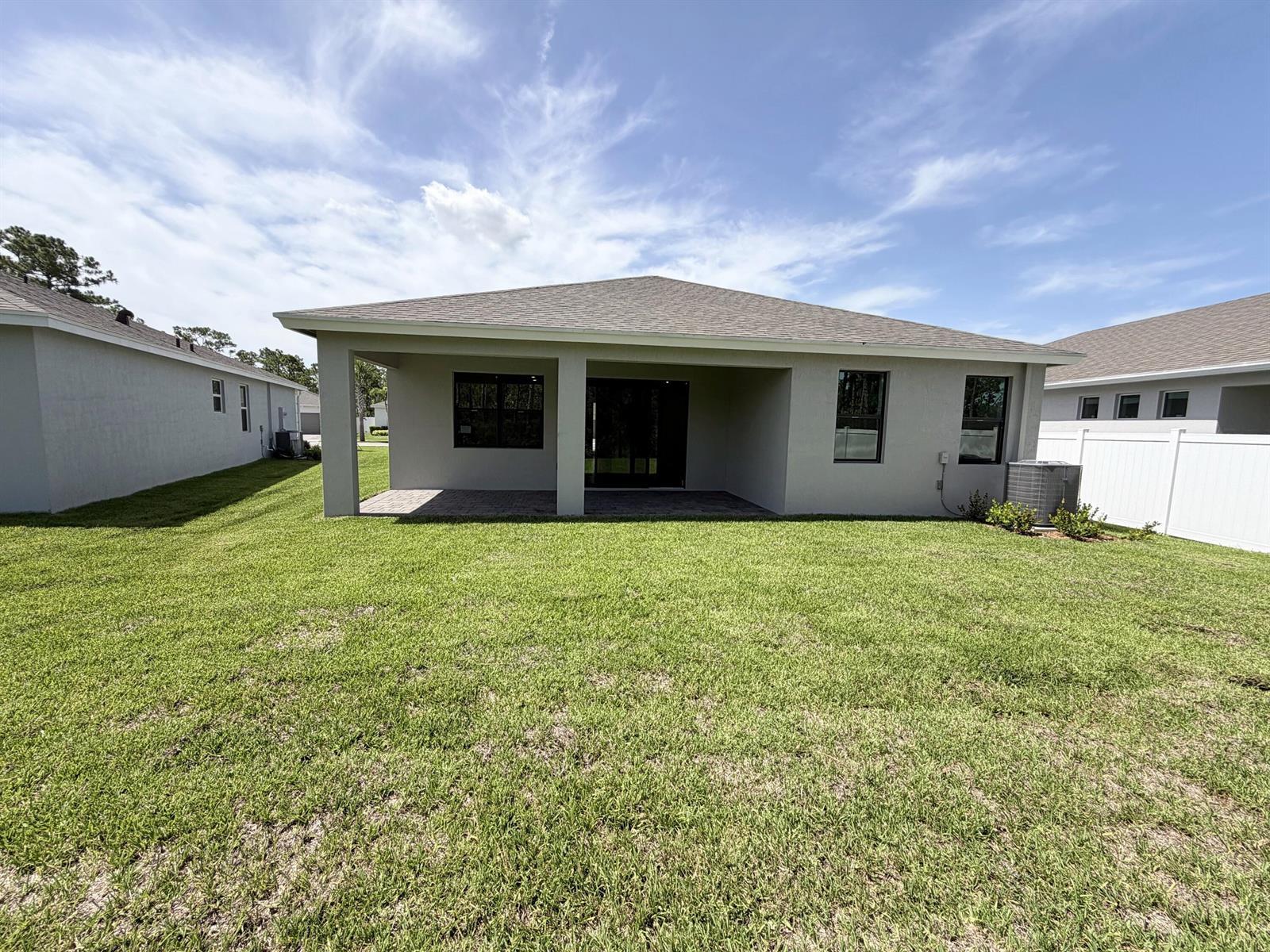 6660 SE Park Trace Drive, Stuart FL 34997 photo 2