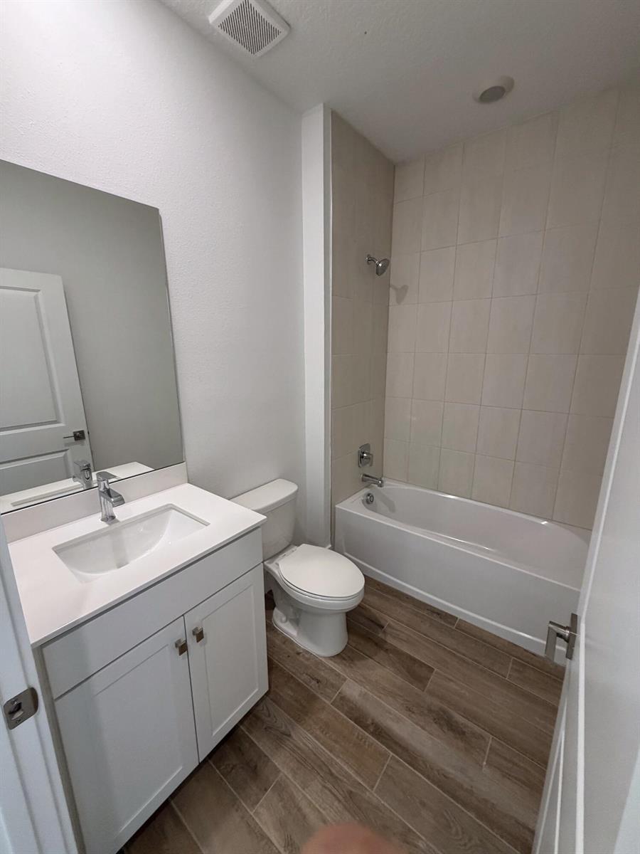 6660 SE Park Trace Drive, Stuart FL 34997 photo 4