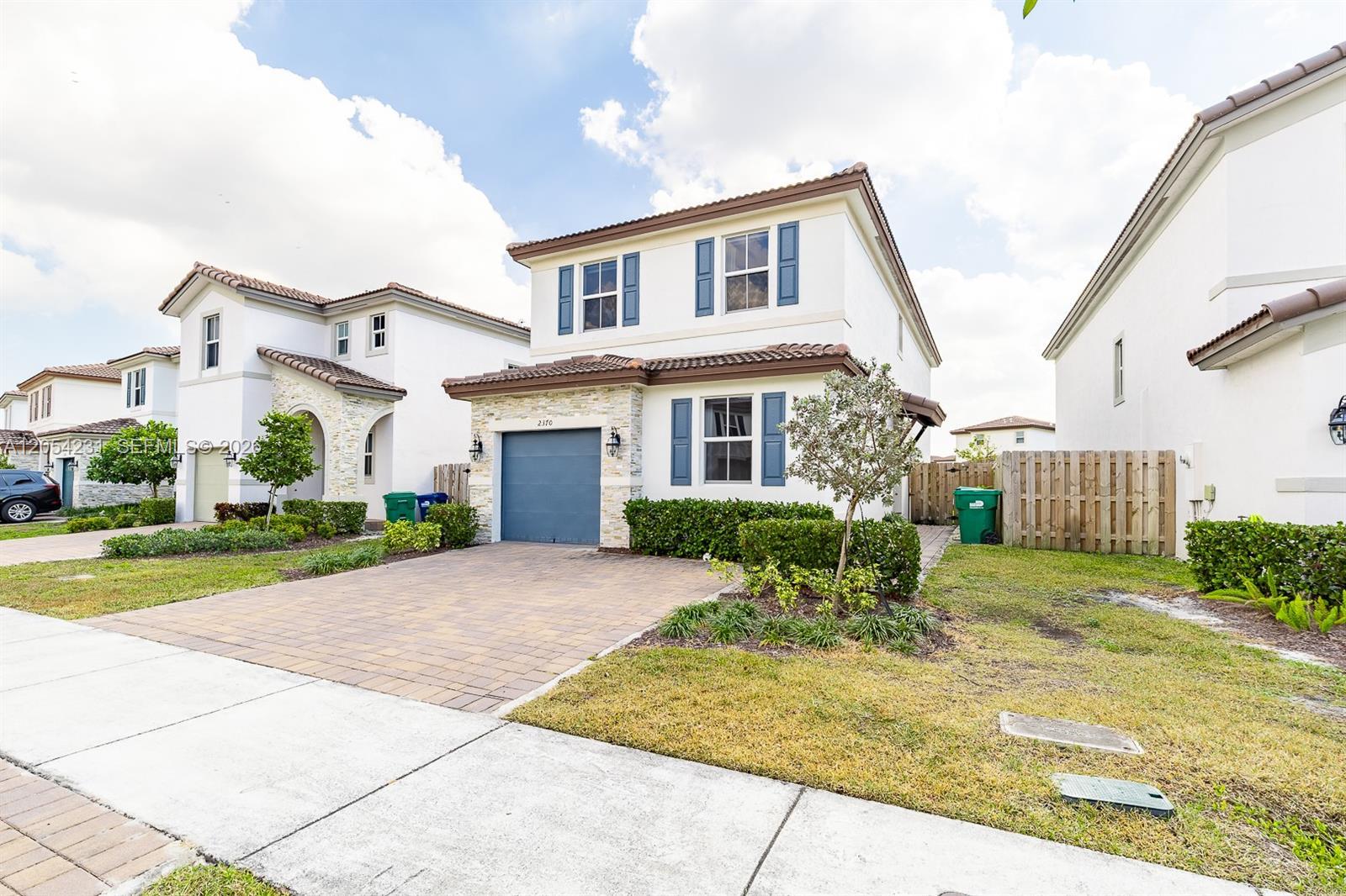 2370 NW 131st Cir, Miami FL 33167 photo 3