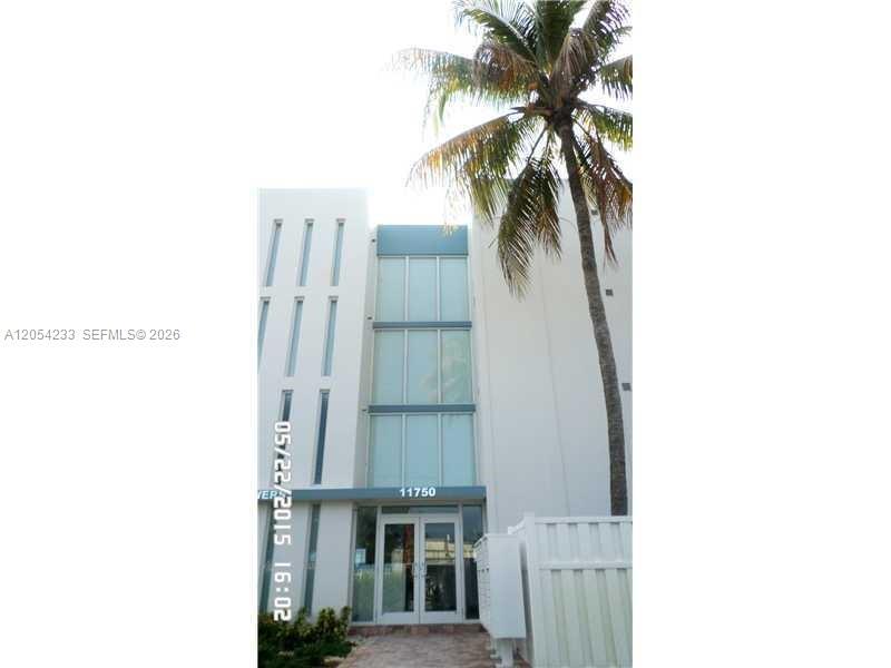 11750 NE 16th Ave # 408, Miami FL 33161 photo 3