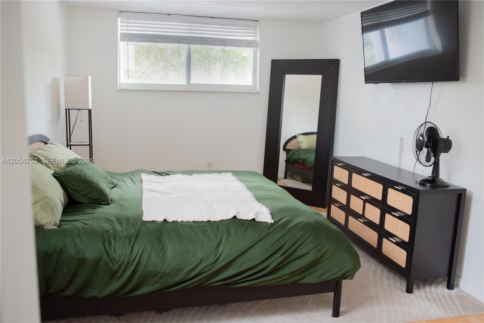 1045 10th St # 204, Miami Beach FL 33139 photo 4