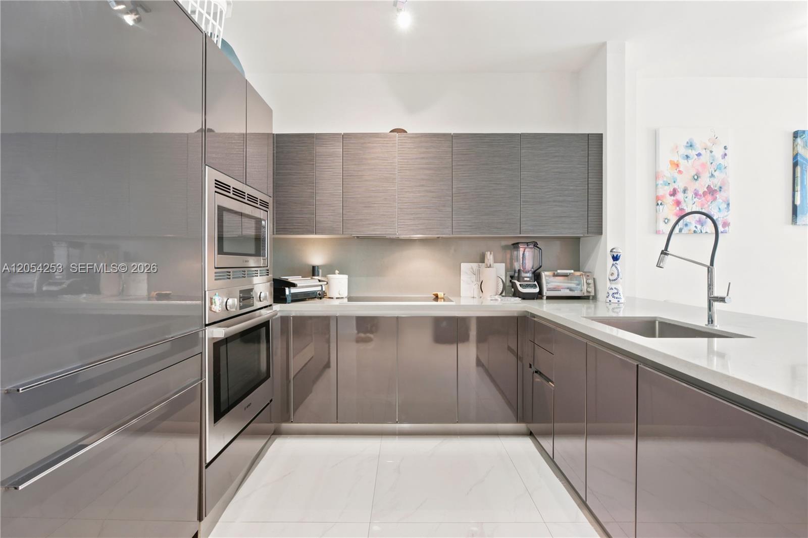 1080 Brickell Ave # 1607, Miami FL 33131 photo 4