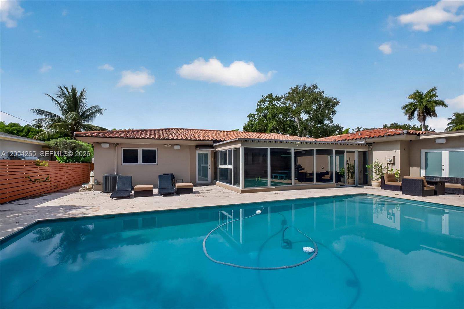 1065 NE 87th St, Miami FL 33138 photo 2