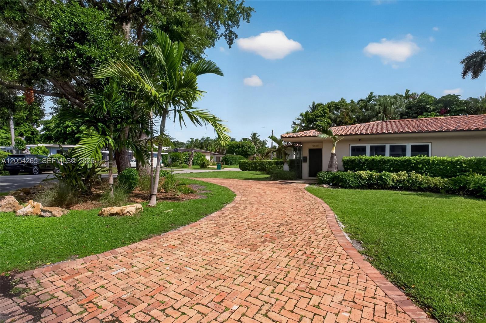 1065 NE 87th St, Miami FL 33138 photo 4