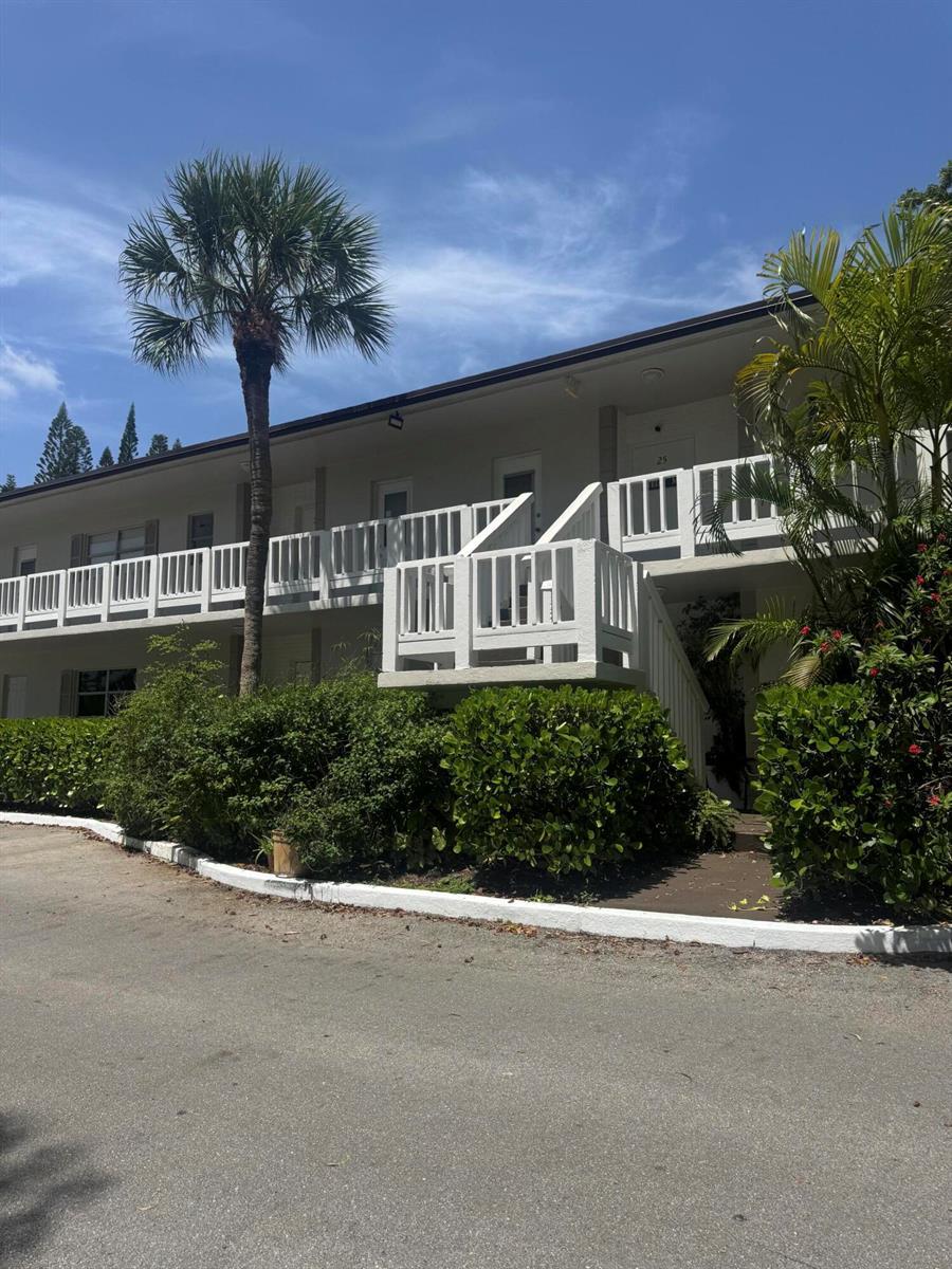 610 SE 2nd Avenue # L27, Deerfield Beach FL 33441