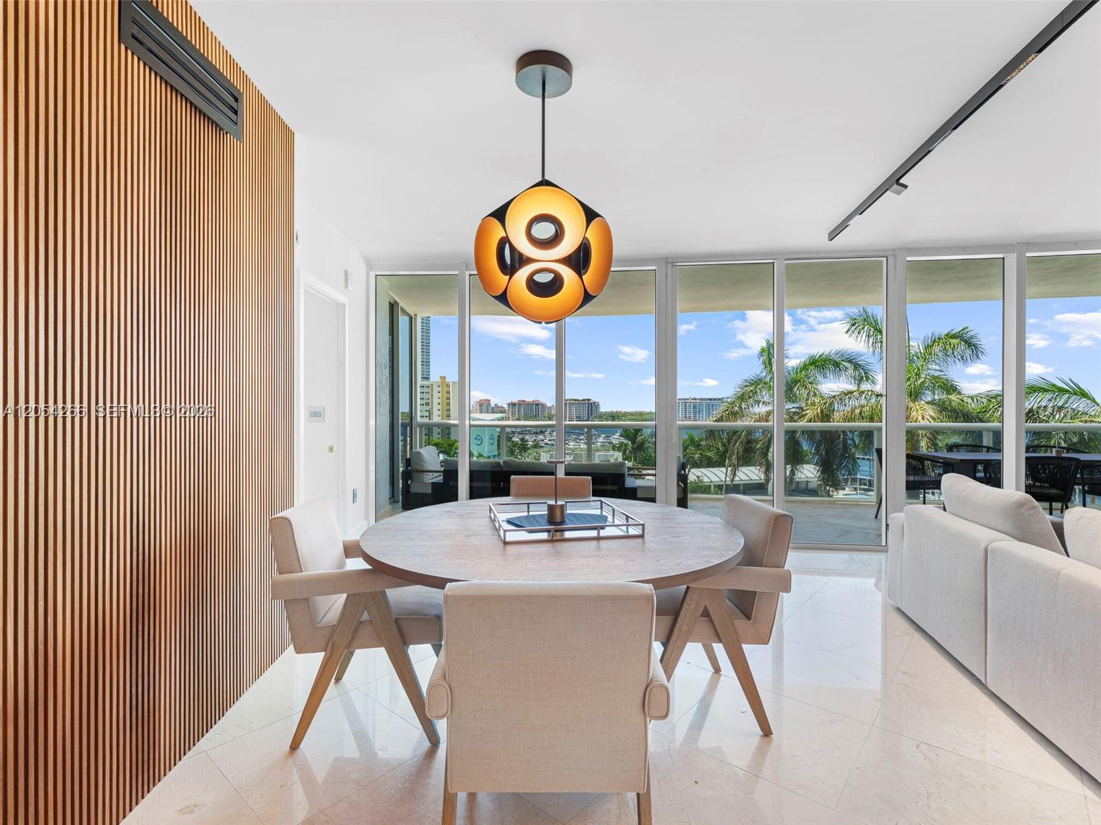 400 Alton Rd # 808, Miami Beach FL 33139 photo 2