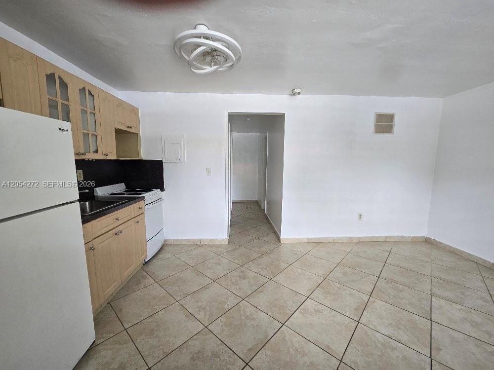 345 Michigan Ave # 24, Miami Beach FL 33139 photo 3