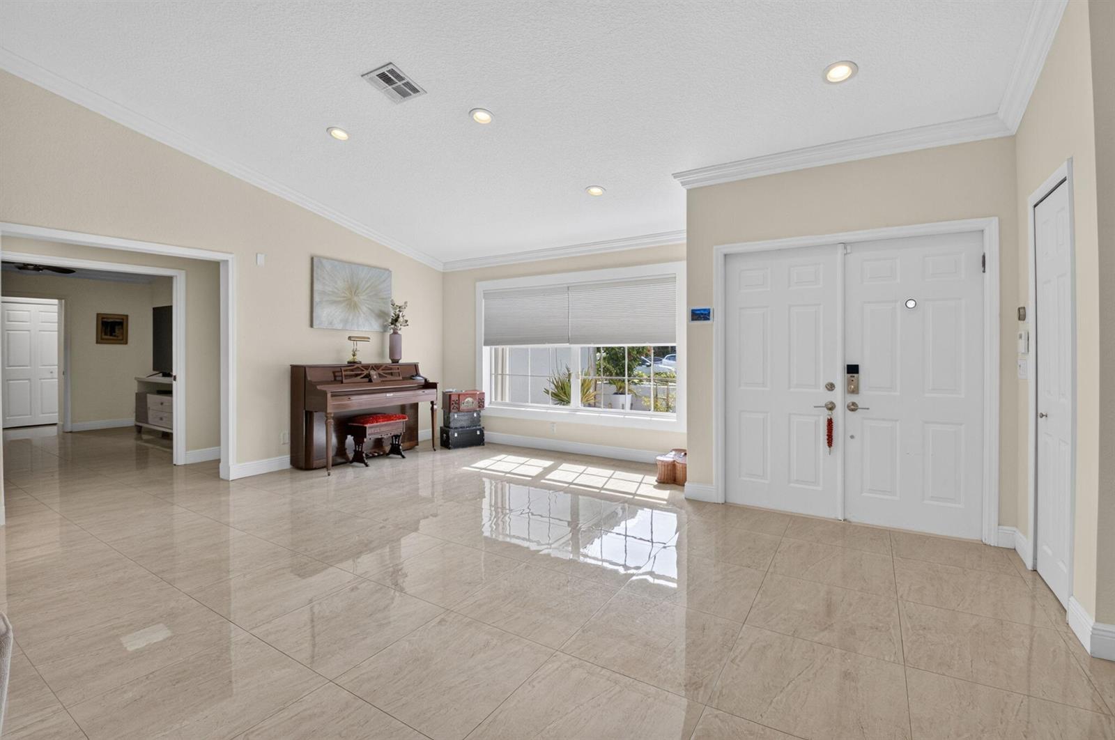 19505 SEDGEFIELD Terrace, Boca Raton FL 33498 photo 4